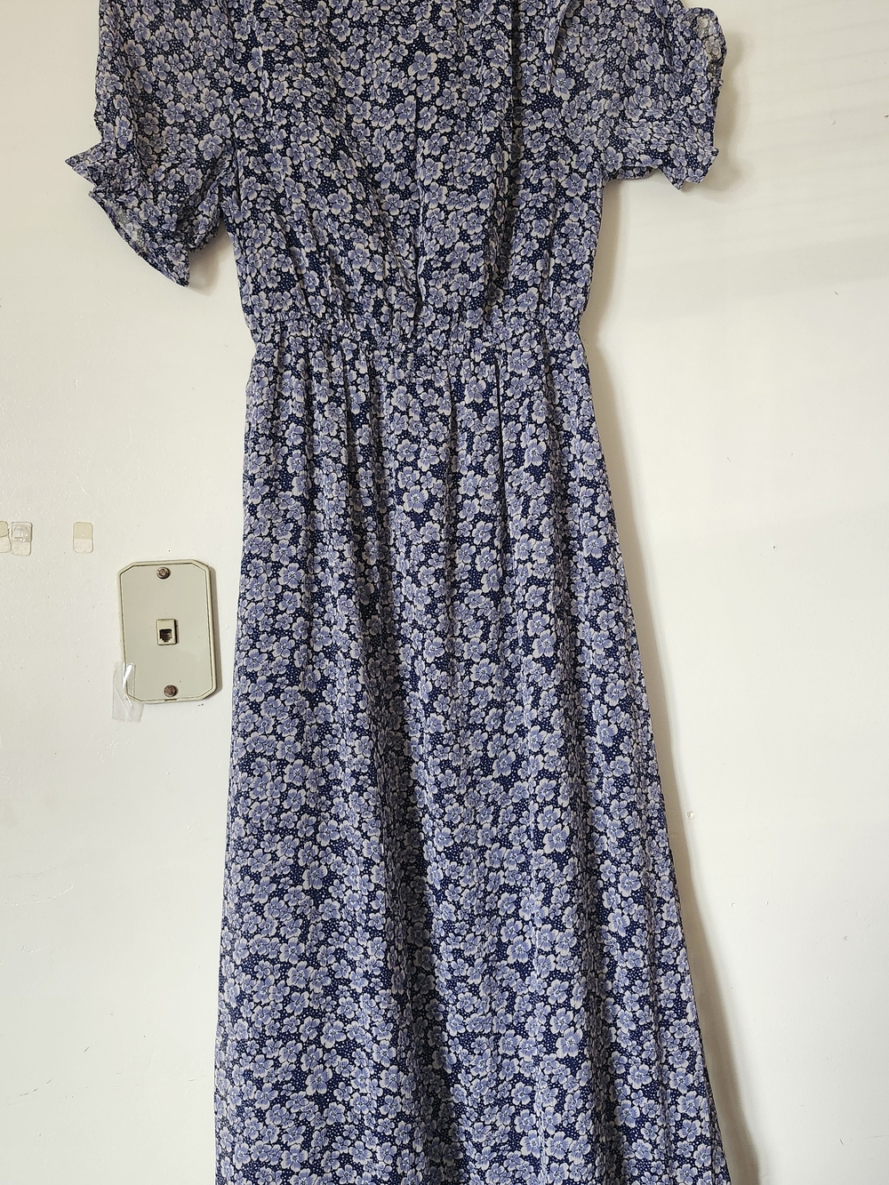 Hayden Navy Blue Floral Maxi Dress with Puff Sleeves